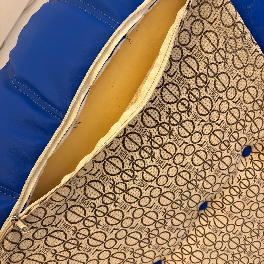Puf Togo Azul Por Michel Ducaroy Para Ligne Roset