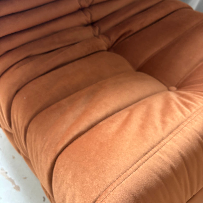 Sillón bajo Togo de Michel Ducraoy para Ligne Roset