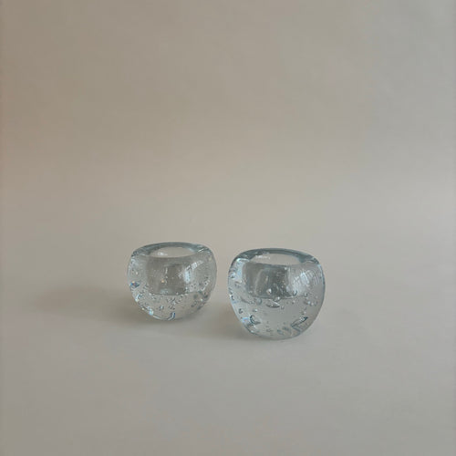 Paire De Bougeoirs En Verre