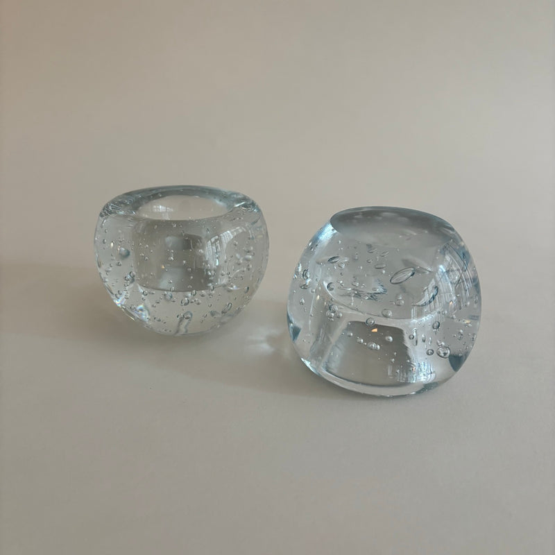 Paire De Bougeoirs En Verre