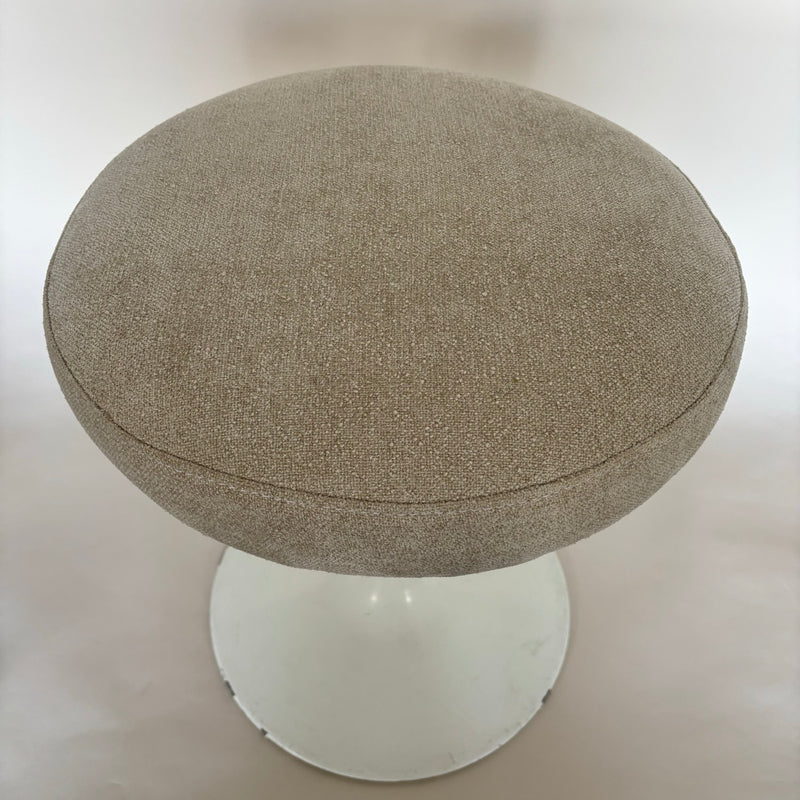 Tabouret Tulipe Par Eero Saarinen Pour Knoll