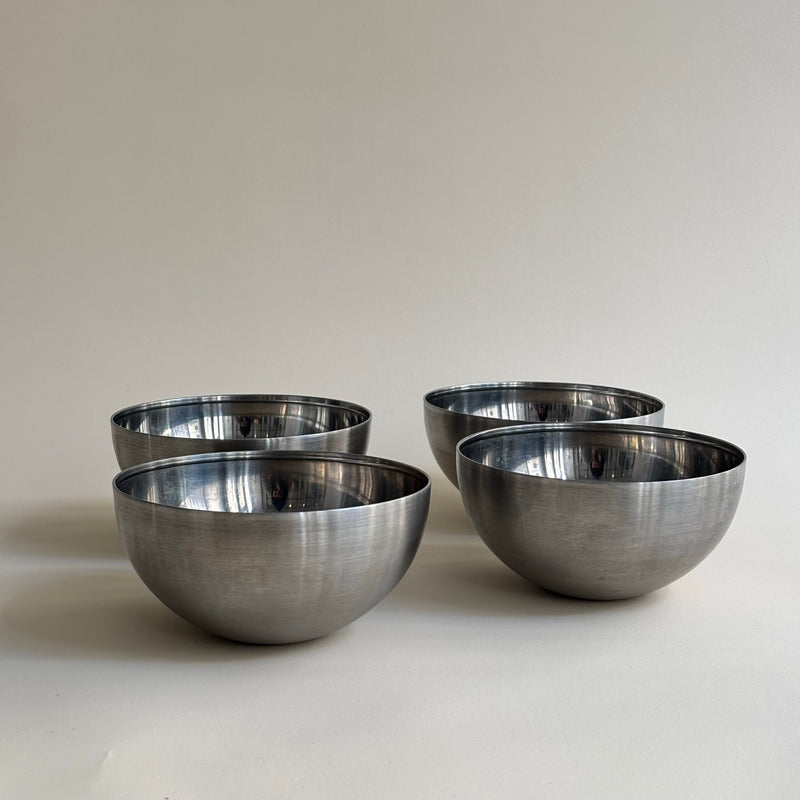 Juego De 4 Vasos Metálicos