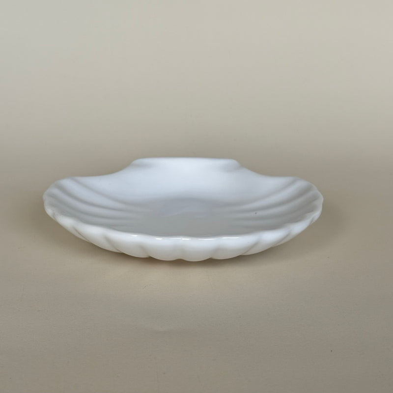 Cuenco de concha vintage