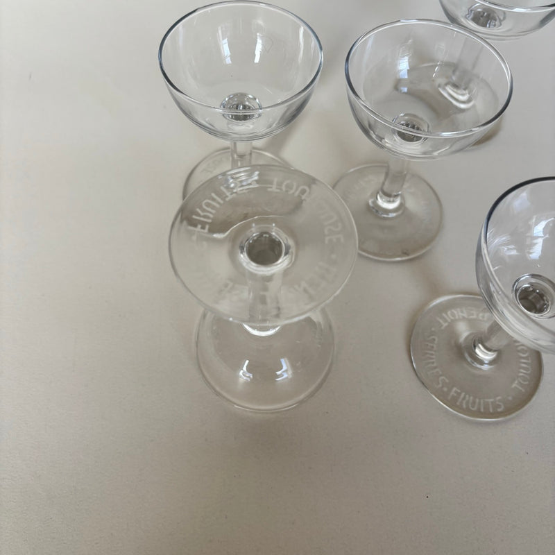 Ensemble De 5 Verres À Pied Petit Format