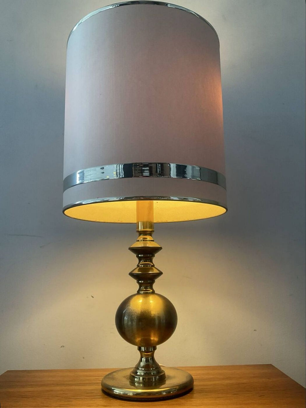Lampe En Laiton Des Années 60-70 - Doré