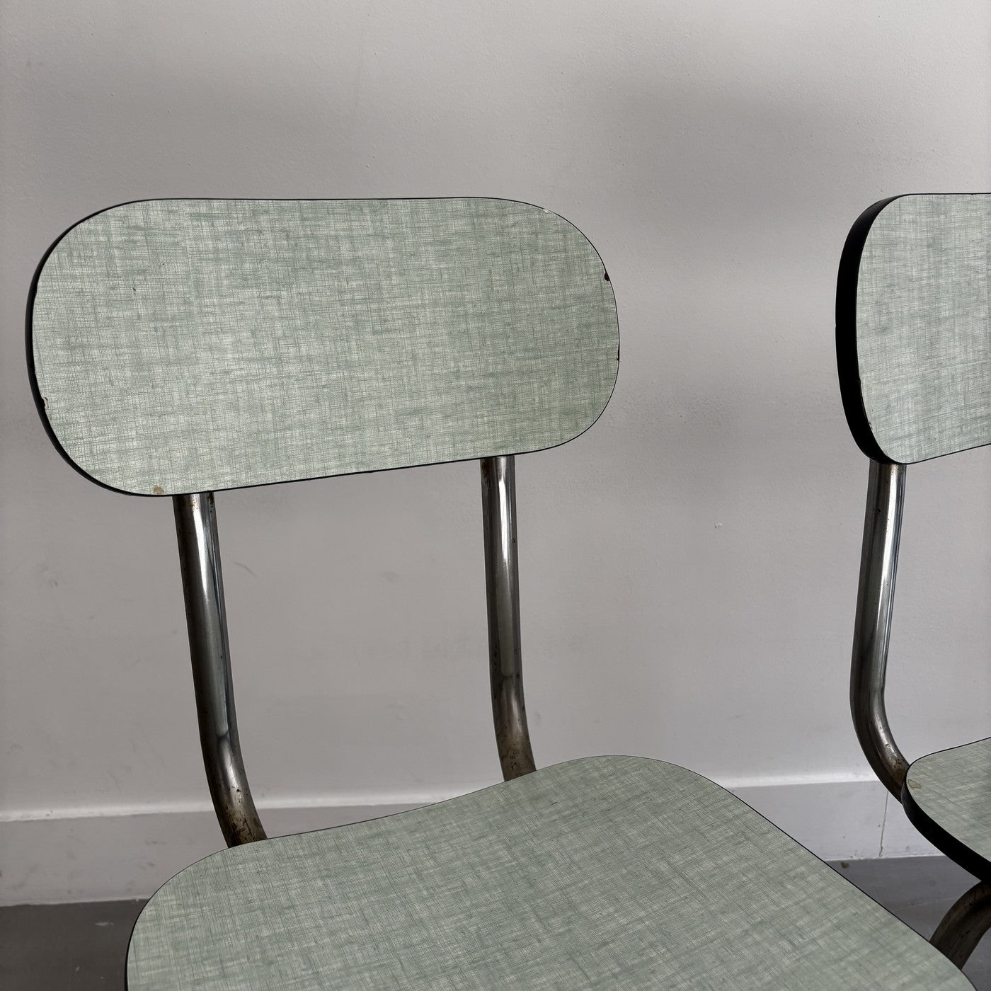 Lot de 2 Chaises Formica