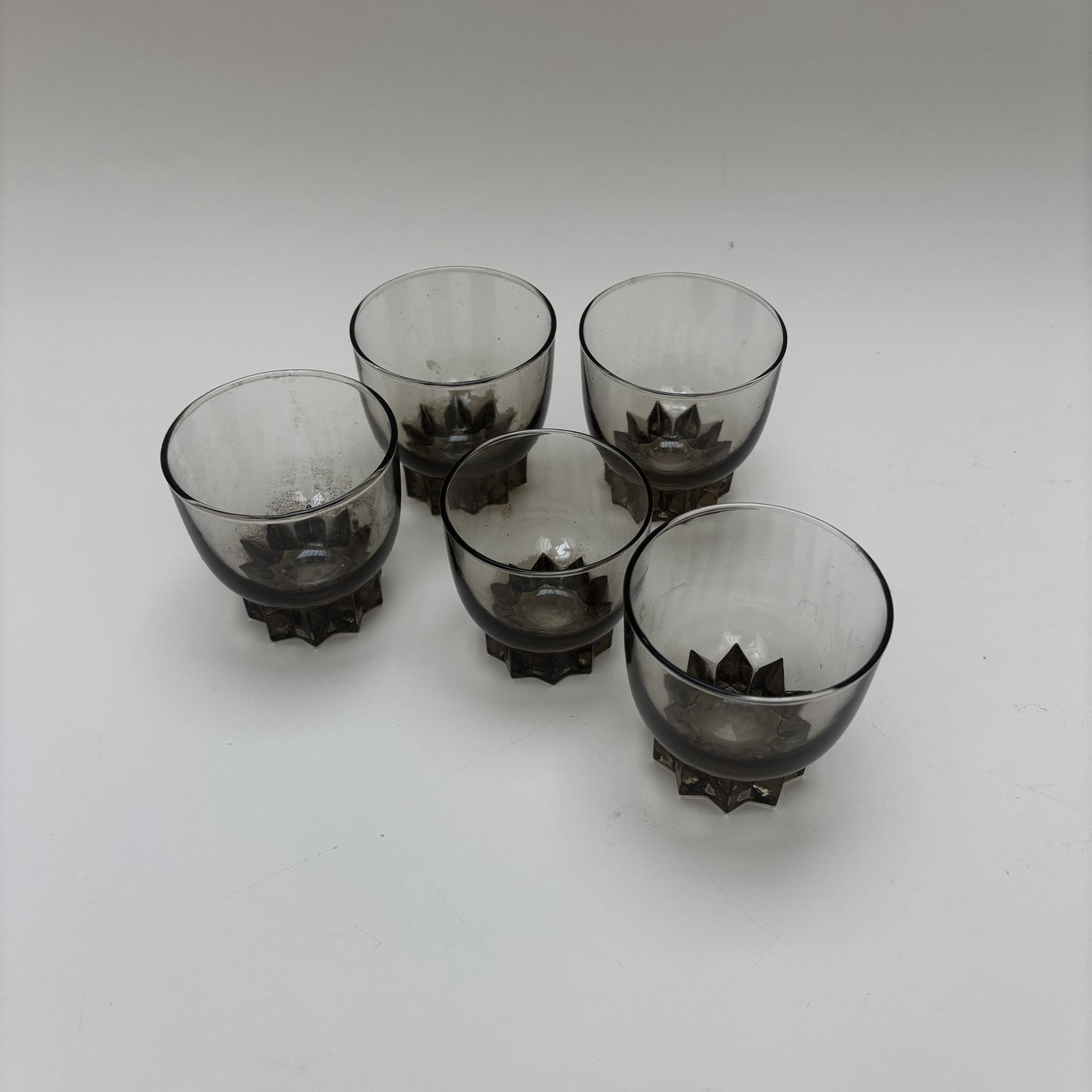 Set De 5 Petits Verres Marrons Art Deco