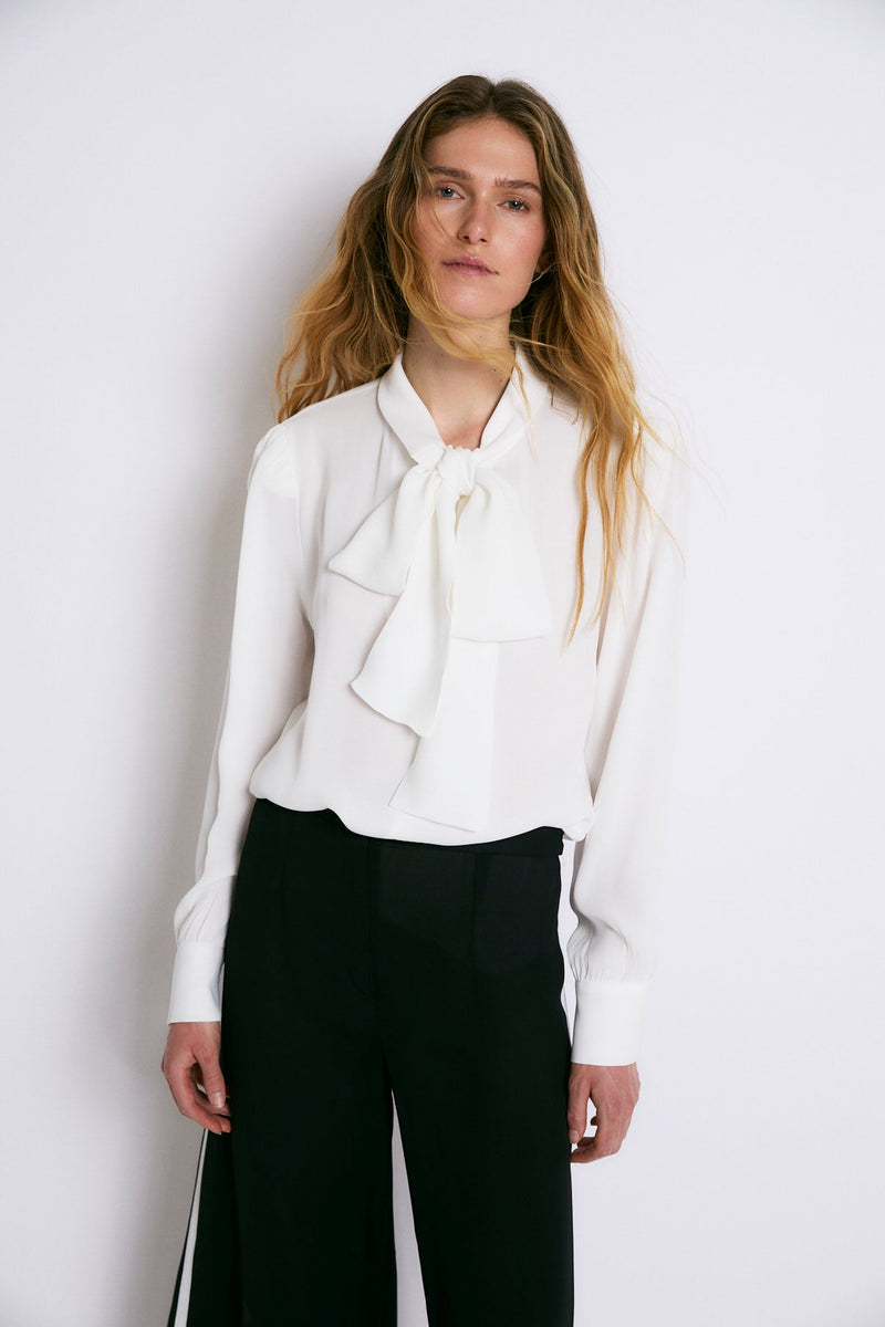 Blouse Nœud Crêpe Écru
