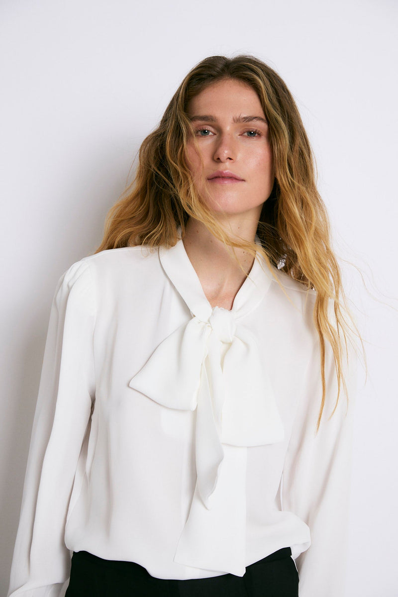 Blouse Nœud Crêpe Écru