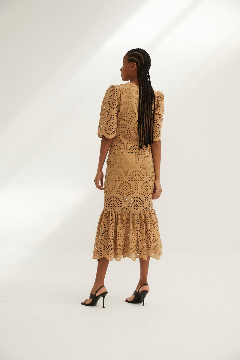 Robe Leyre Découpé Beige