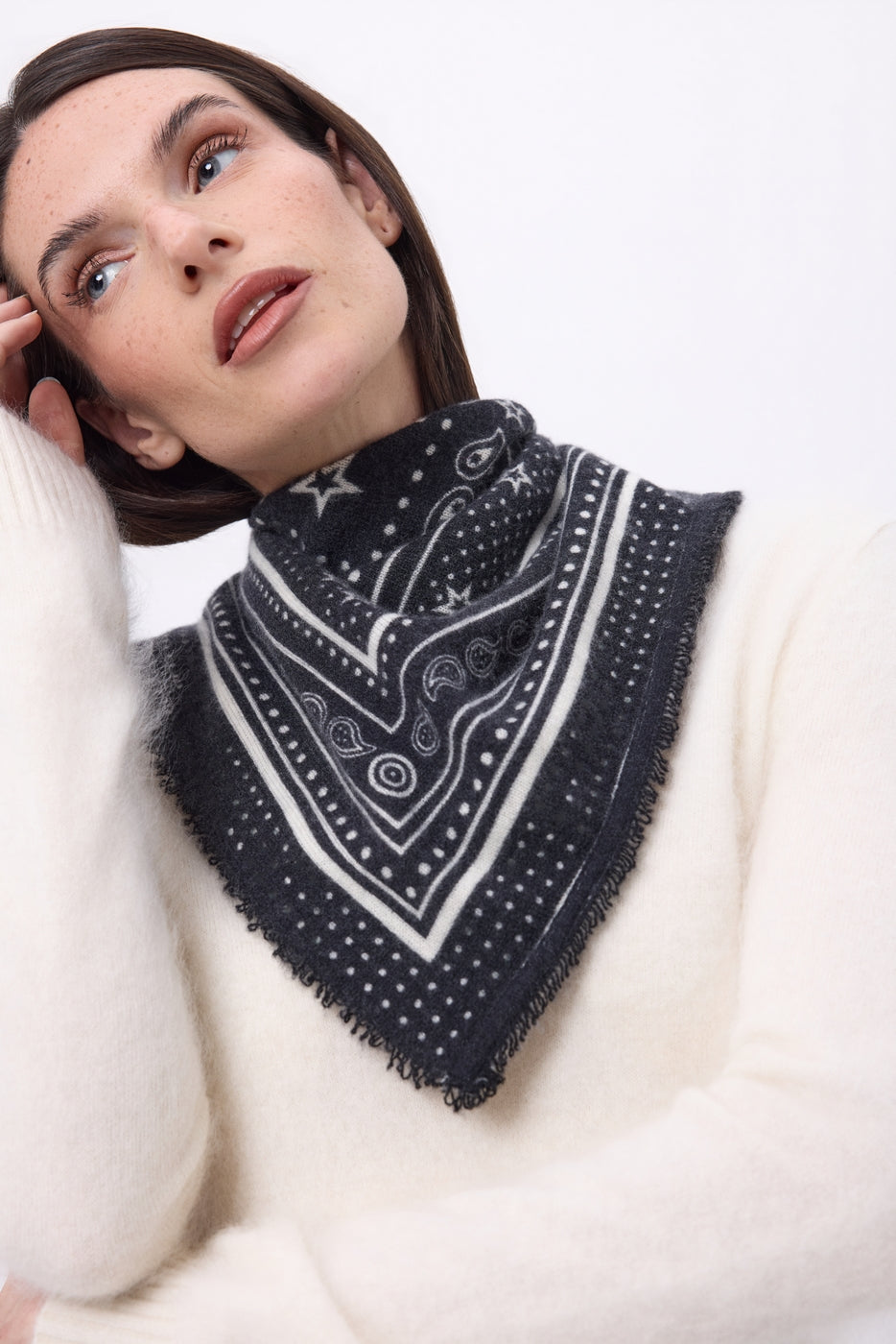 Petit Bandana Star - Noir - Femme - 100% Cachemire