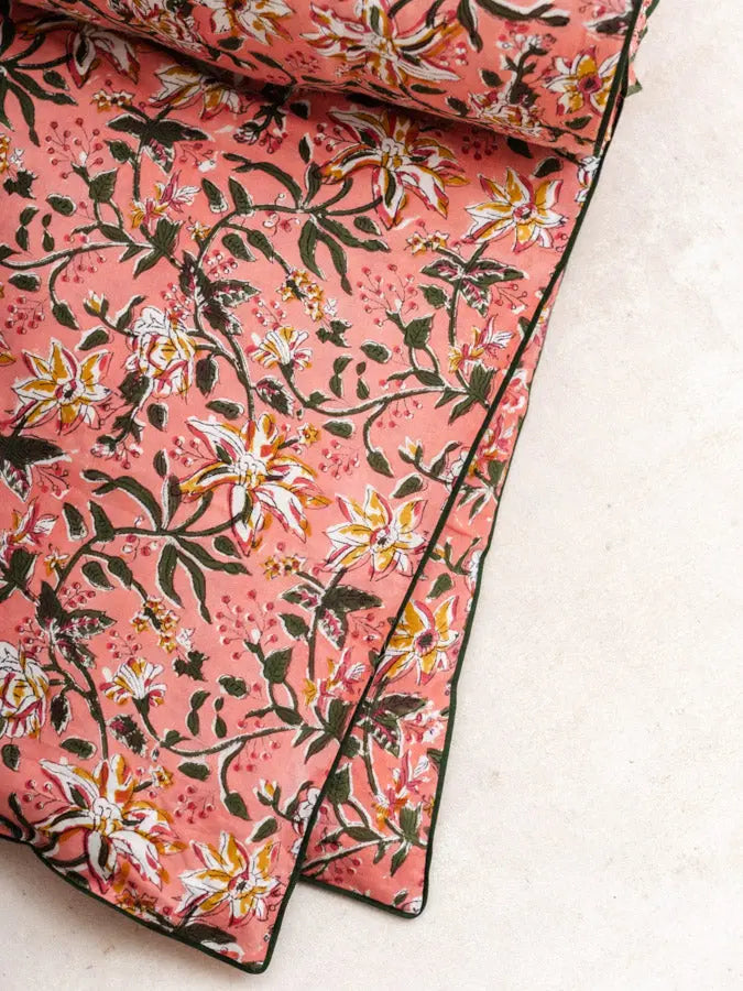 Leyli Rose – Sofa Cover