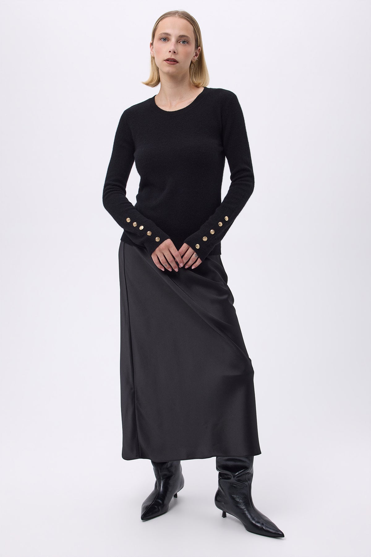Pull Col Rond Boutons Dorés Manches Ballon F Sol - Noir - Femme
