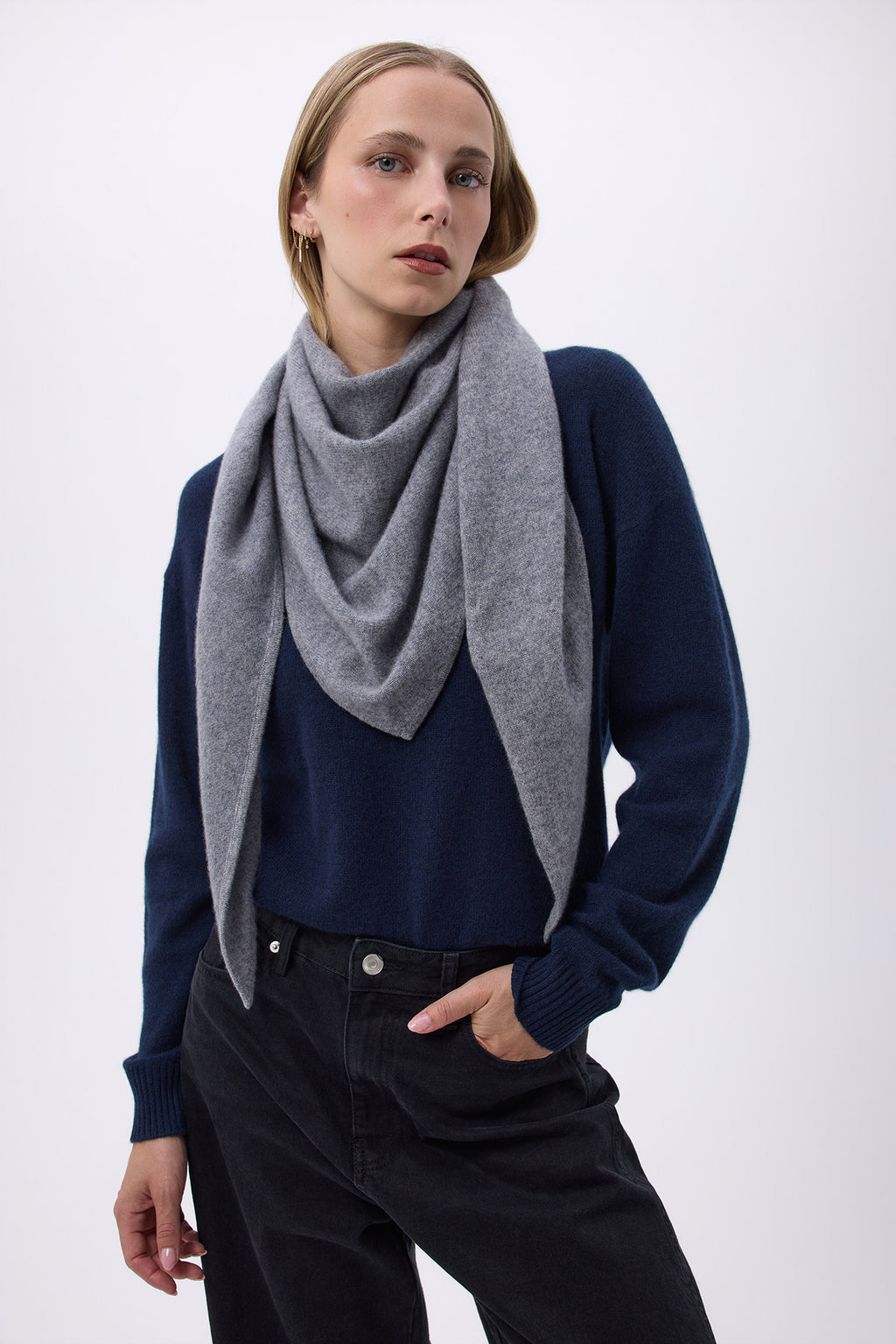 Pañuelo Bandana Oversize Triangular Liso Bandana Sora - Gris Oscuro - Mujer