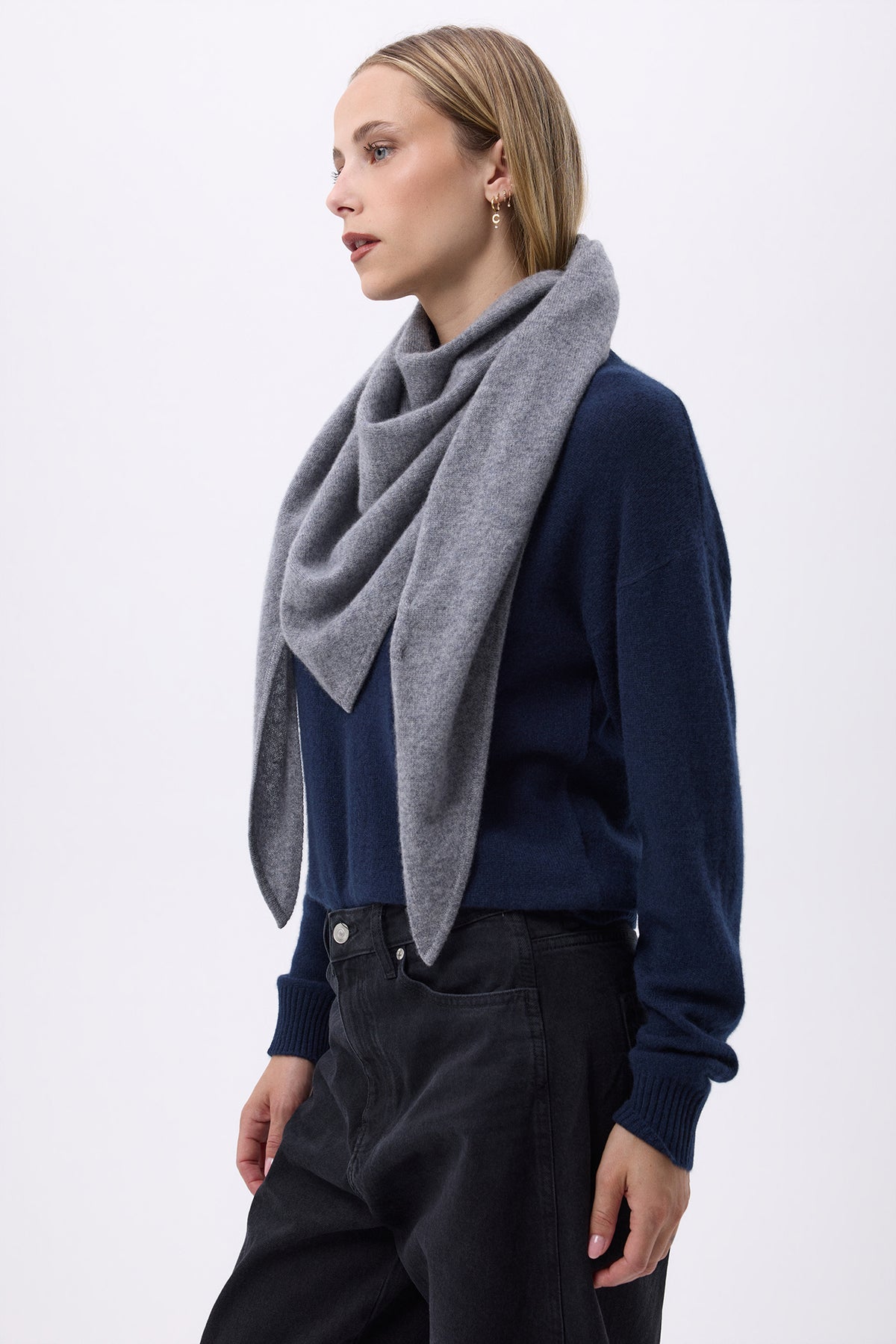 Pañuelo Bandana Oversize Triangular Liso Bandana Sora - Gris Oscuro - Mujer