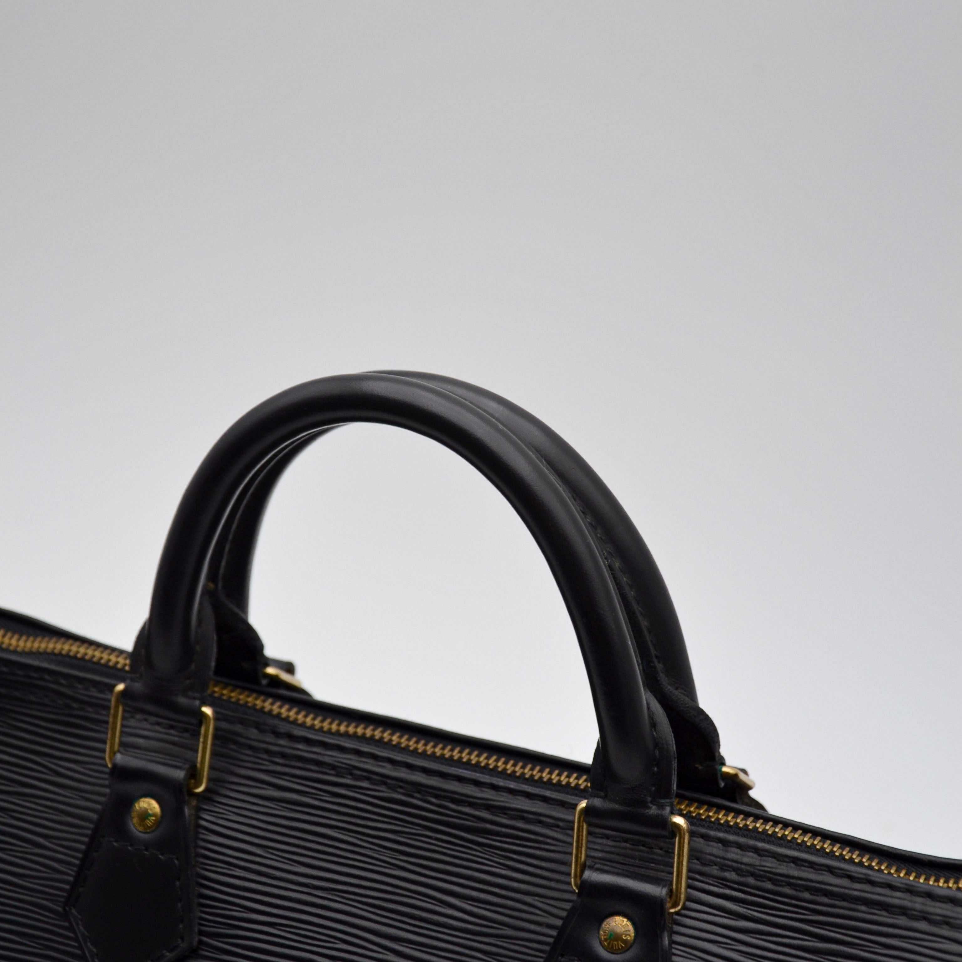Louis Vuitton Speedy 30 Épi Negro