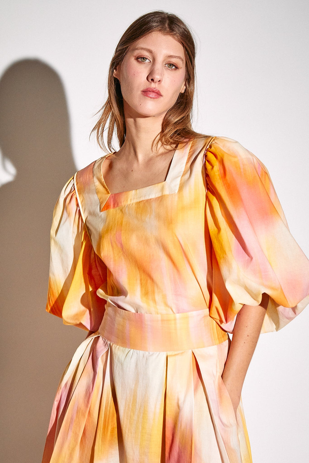 Top Peggy Peach