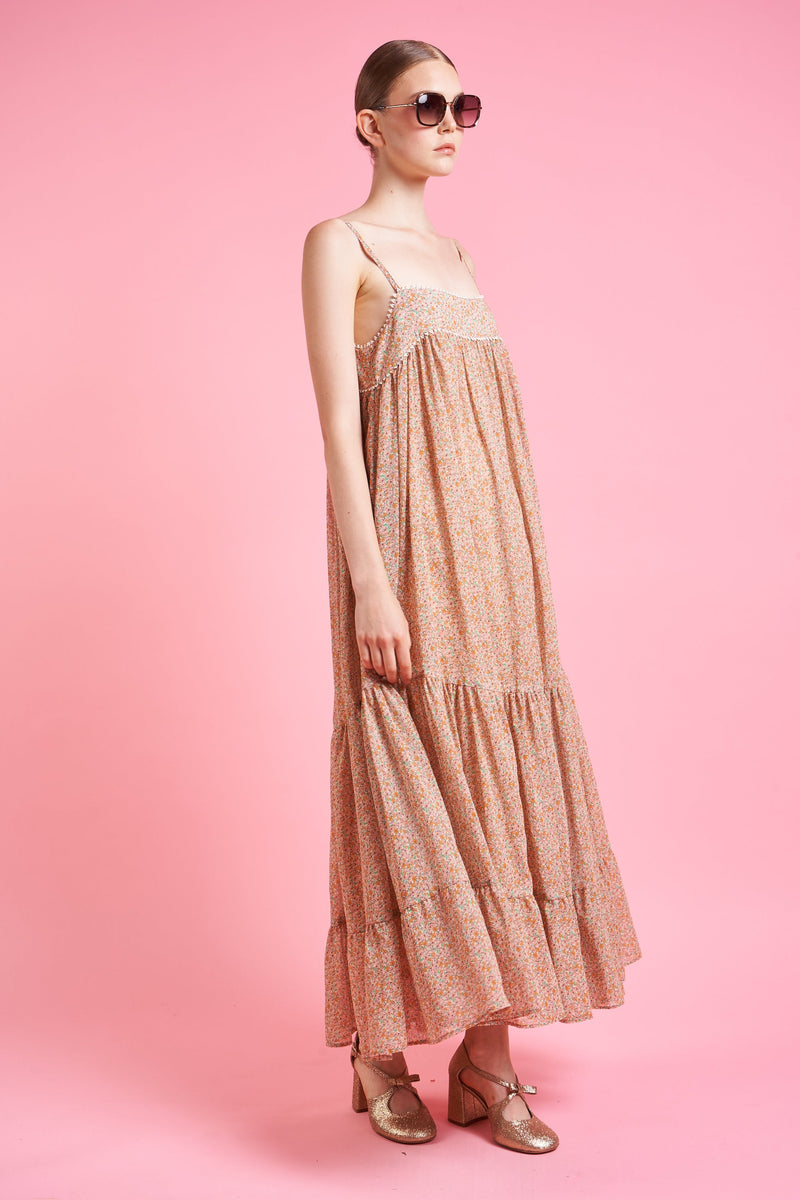 Long dress with flounced straps