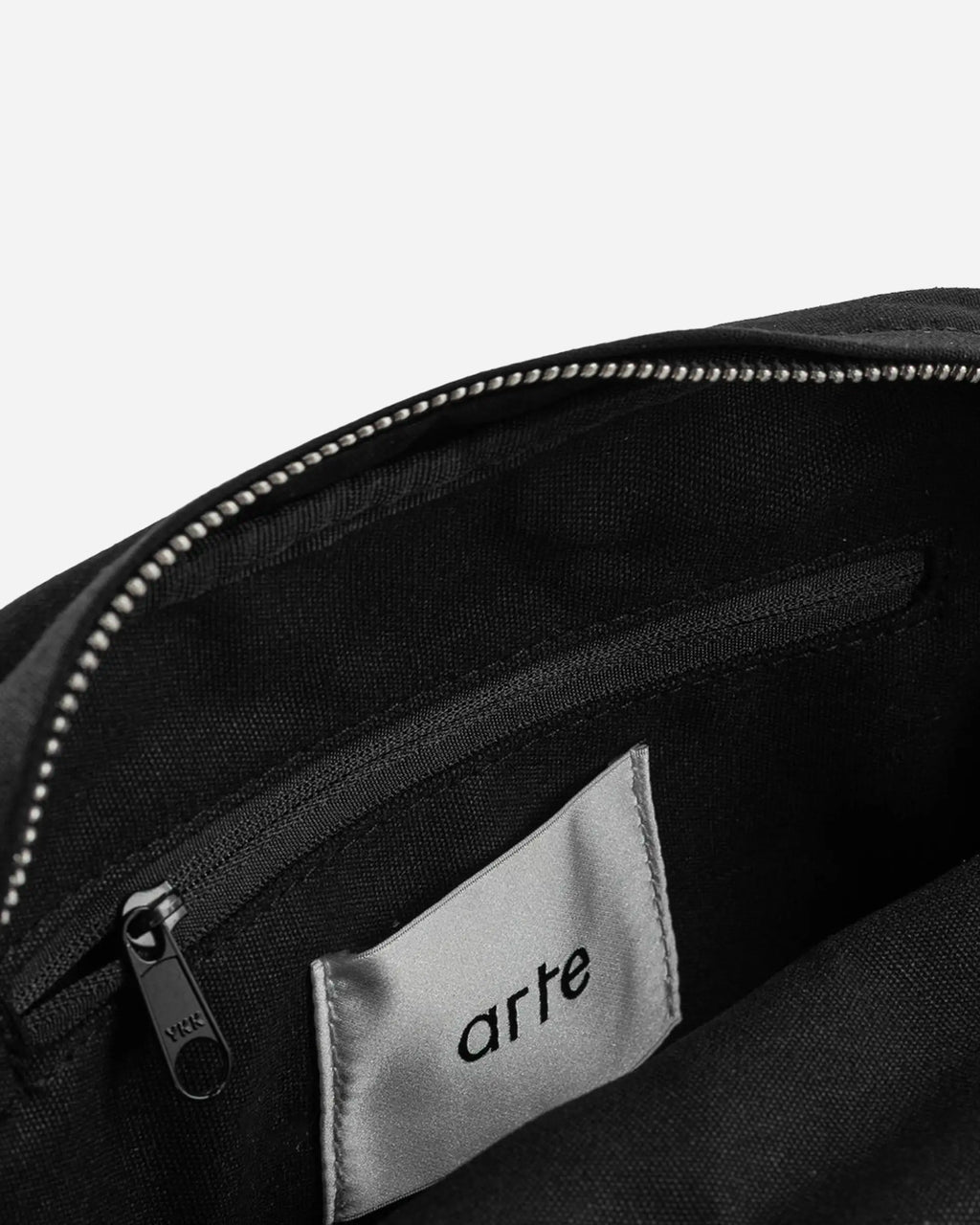 Arte Antwerp - Baka Linen Crossbody Bag