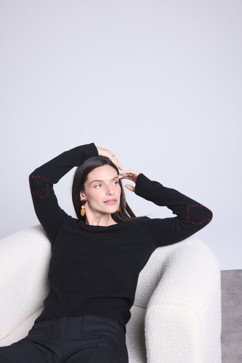 Jersey de cuello redondo con corazones cosidos en los codos Stitch - Negro rojo - Mujer