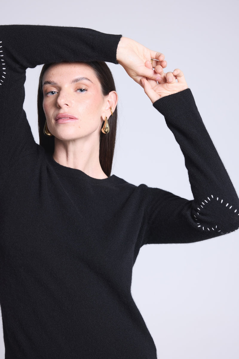 Pull Col Rond Cœur Cousus Coudes Stitch - Noir Blanc - Femme