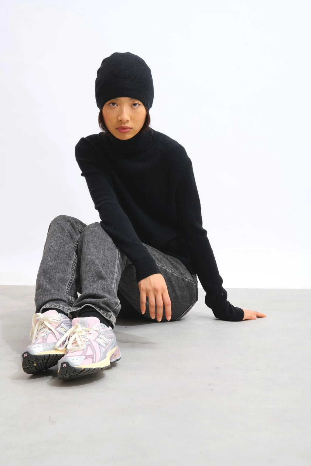 Rollneck Jumper - Suzie - Black