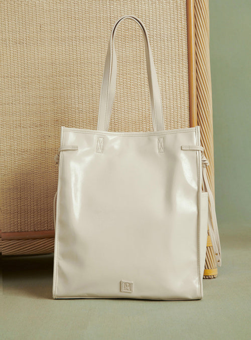 Suzy Vernis Tote Bag - Ecru