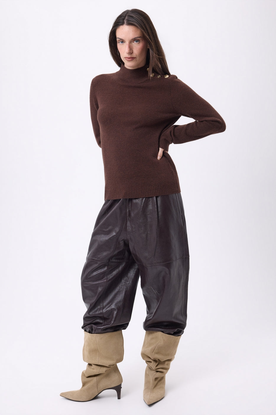 Pull Col Montant Boutons Dorés Swan - Marron Chocolat - Femme