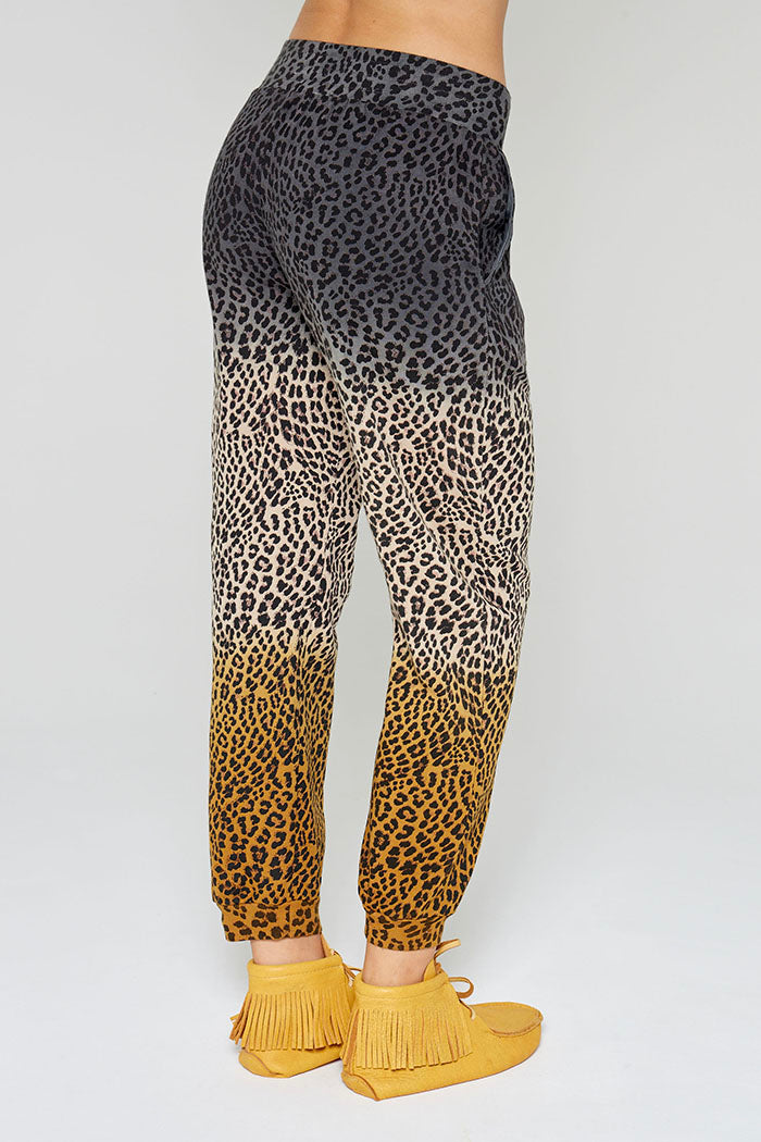Jogg Leopard