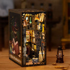 Book Nook - Le Pharmacien Magique