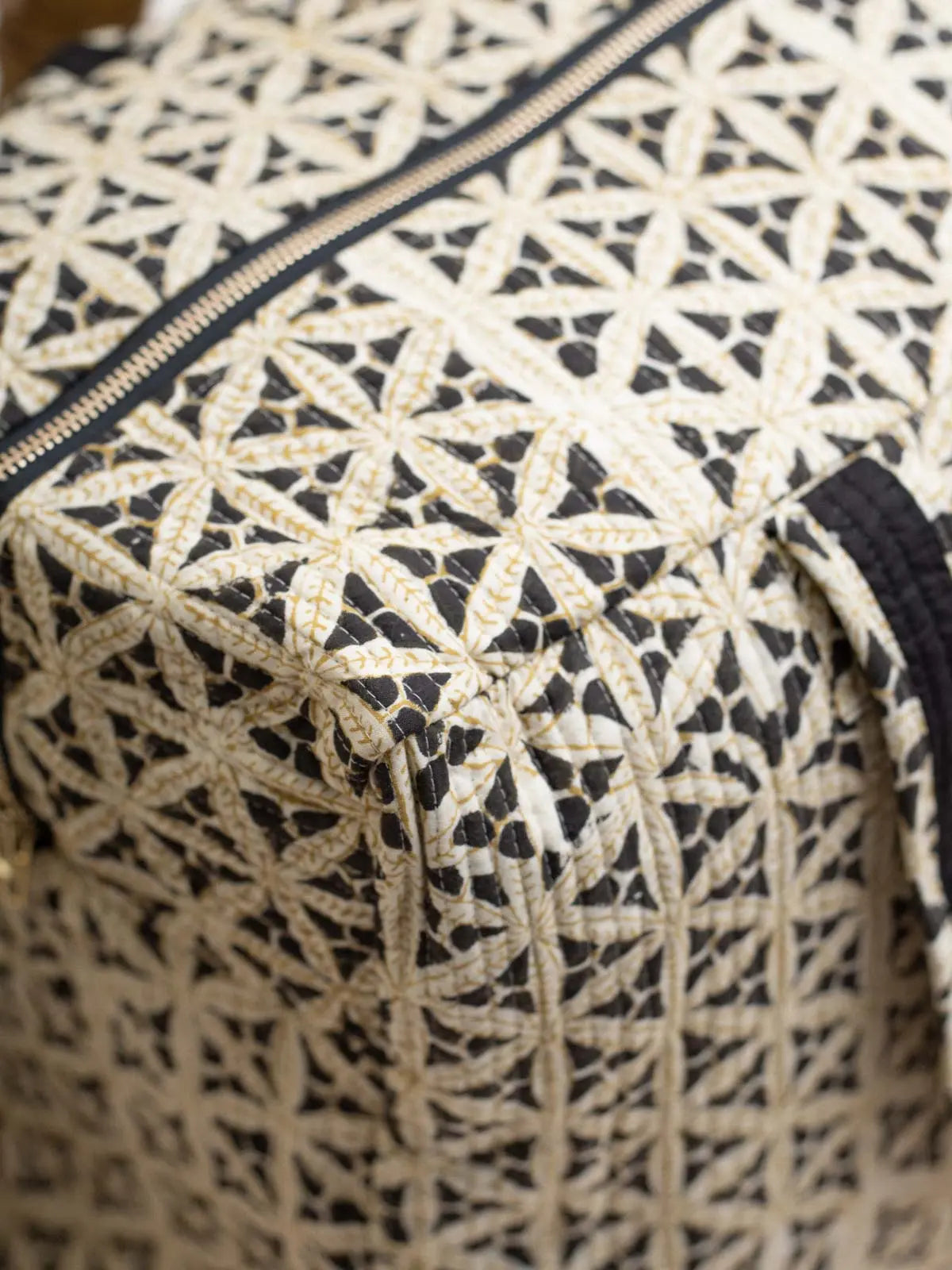 Black Star - Sac Matelassé - 3 Tailles