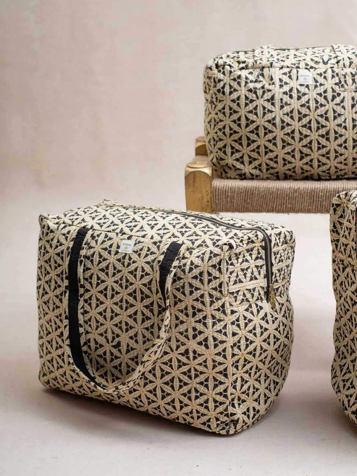 Black Star - Sac Matelassé - 3 Tailles