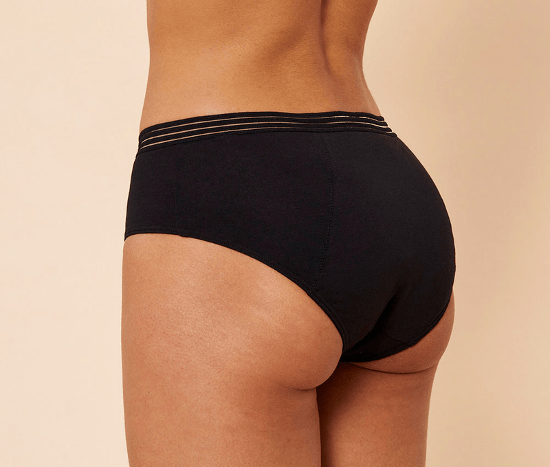 Shorty Zoé noir dos Sisters Republic FR