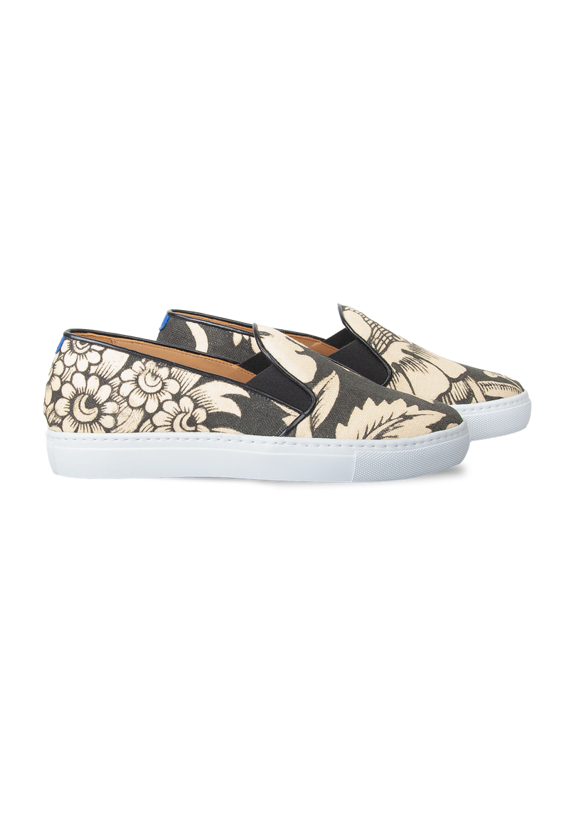 Canvas Slip-Ons With Large Black And Cream Poppies Pattern