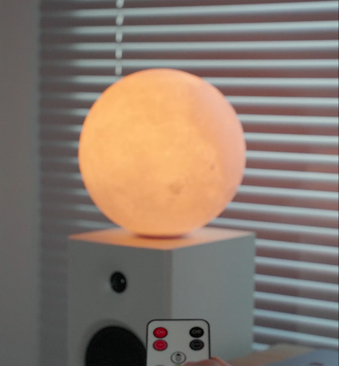 Lampe Lune - Bois - 2 Tailles