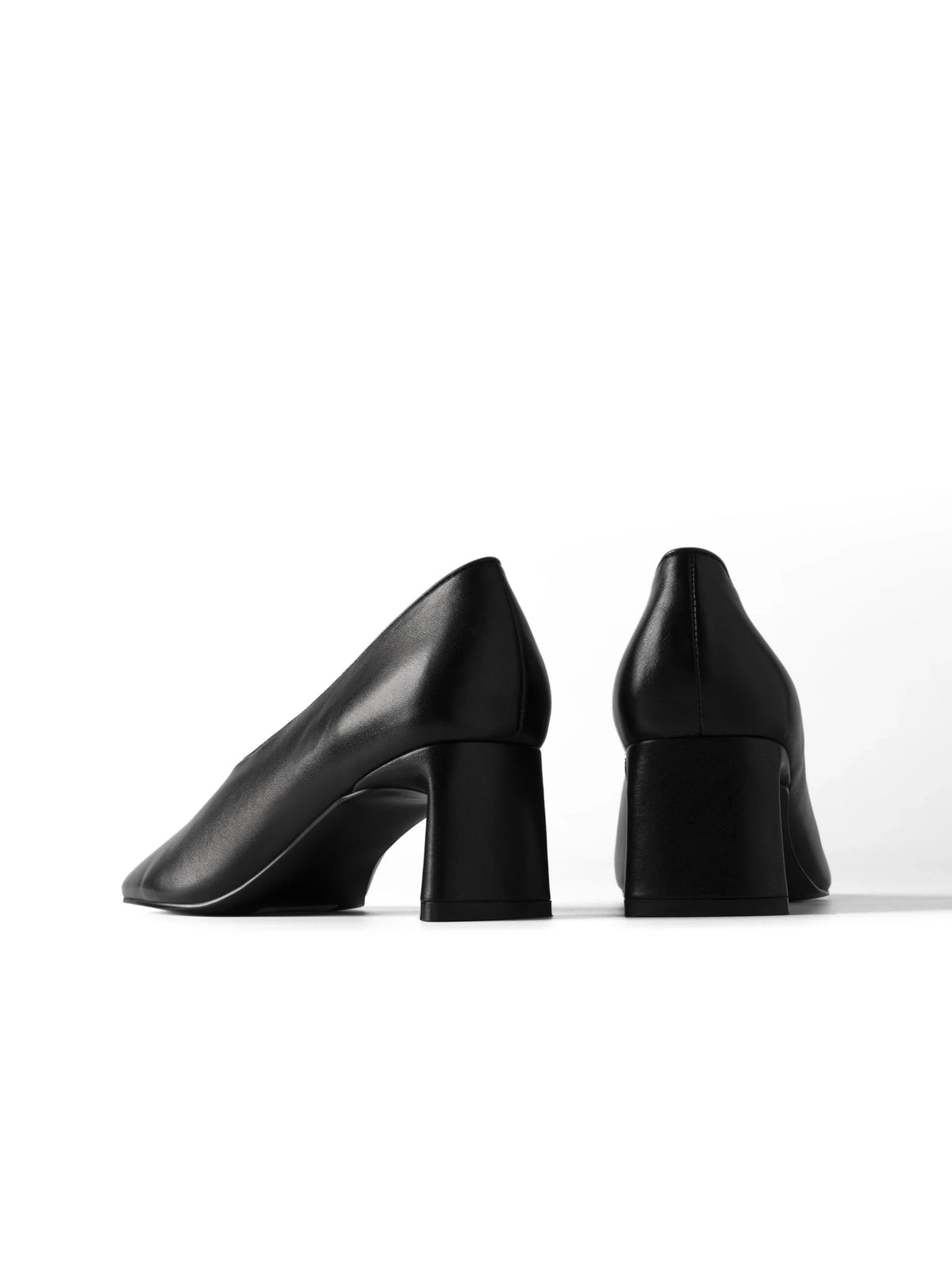 Soft Geometry Court Shoes - Black