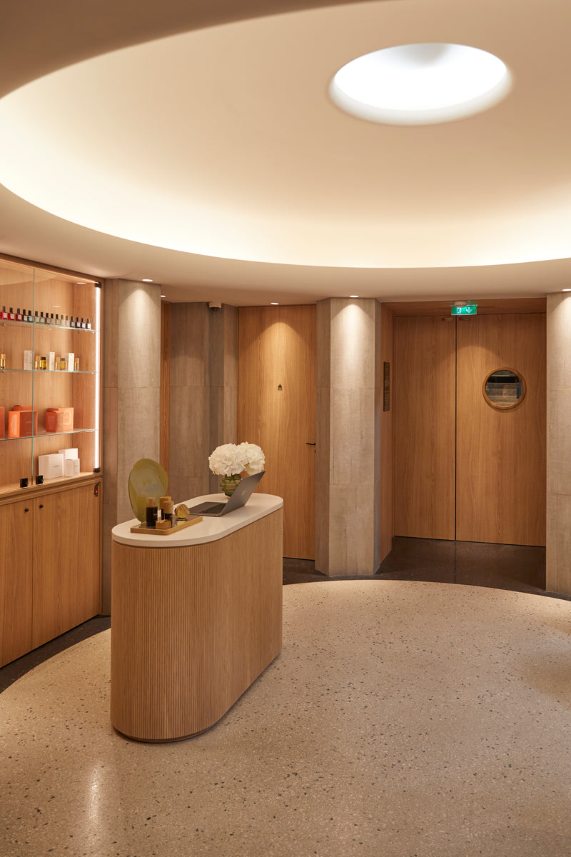 SPA Des Lumières Versailles - Rituel Eveil Des Sens - Massage Sur Mesure 60 min + Soin visage Beau Domaine 60 min Et Accès Hammam Sauna 30 min