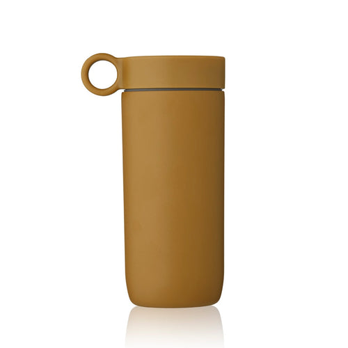 Taza isotérmica caramelo dorado de LIEWOOD - Selección Liewood disponible en amaetc.com, concept store ecológico para niños