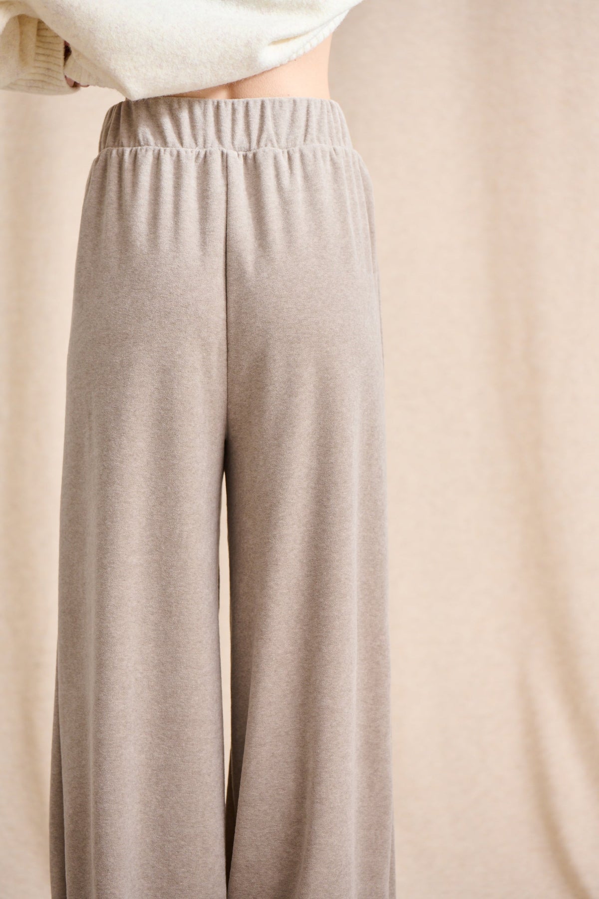 Pepe Trousers - China Beige