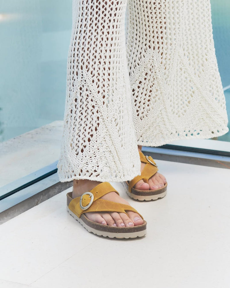 Sandalias amarillas - Mujer