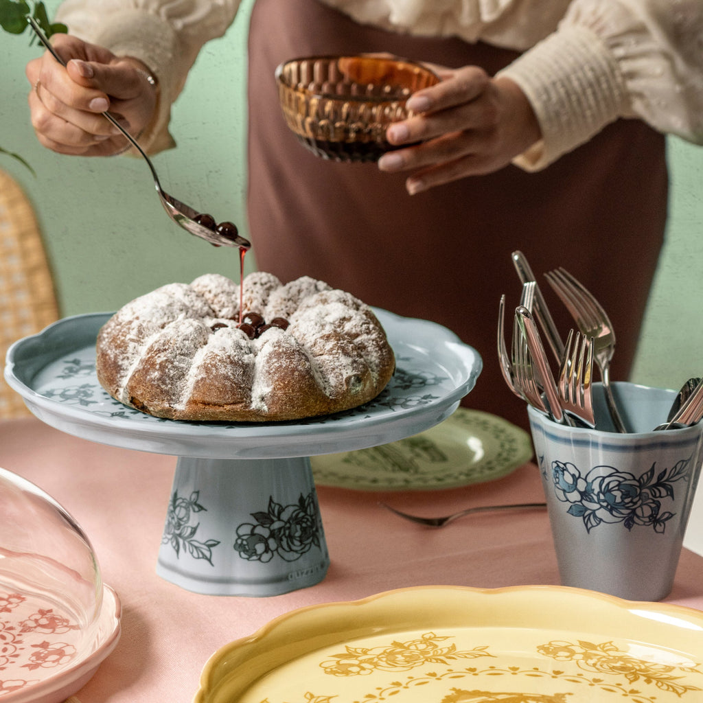 Josephine - Cake Stand with Dome