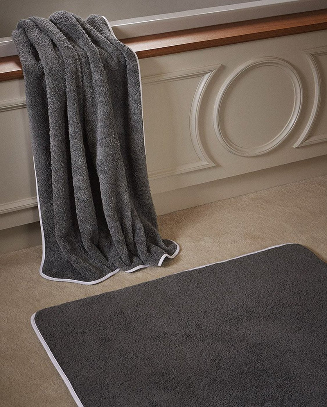Tapis De Bain - Gris Liseré Blanc