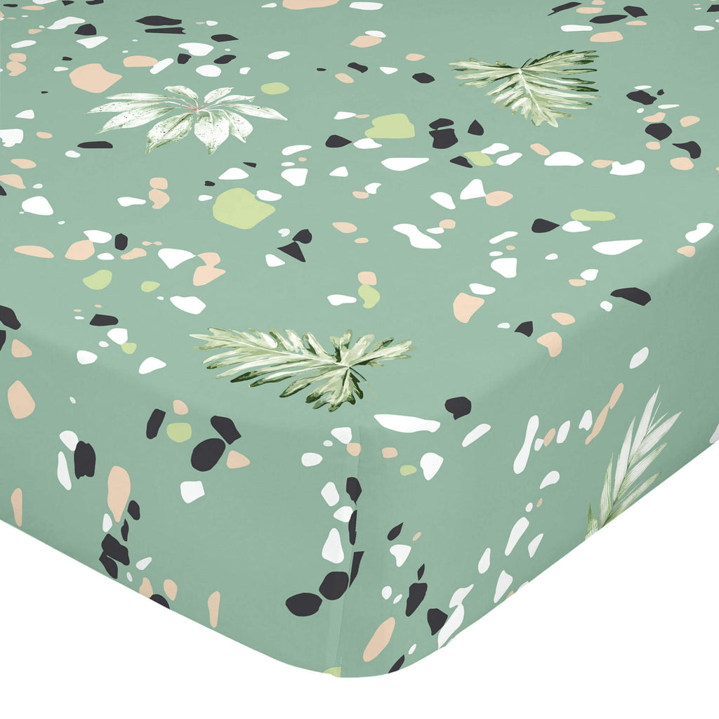 LENZUOLO CON ANGOLI DELICATE
