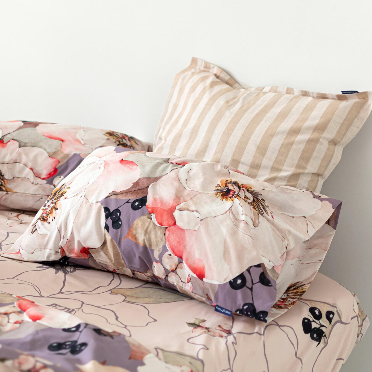 White Peonies Pillowcase - Multicoloured