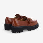Mysen Buckle W - Lacquer Leather - Cognac