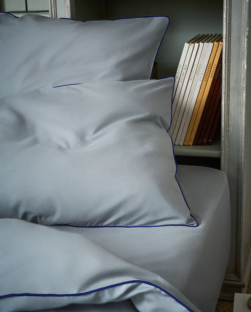 Paire De Taies D'Oreiller - Percale De Coton - Gris Liseré Bleu Cobalt