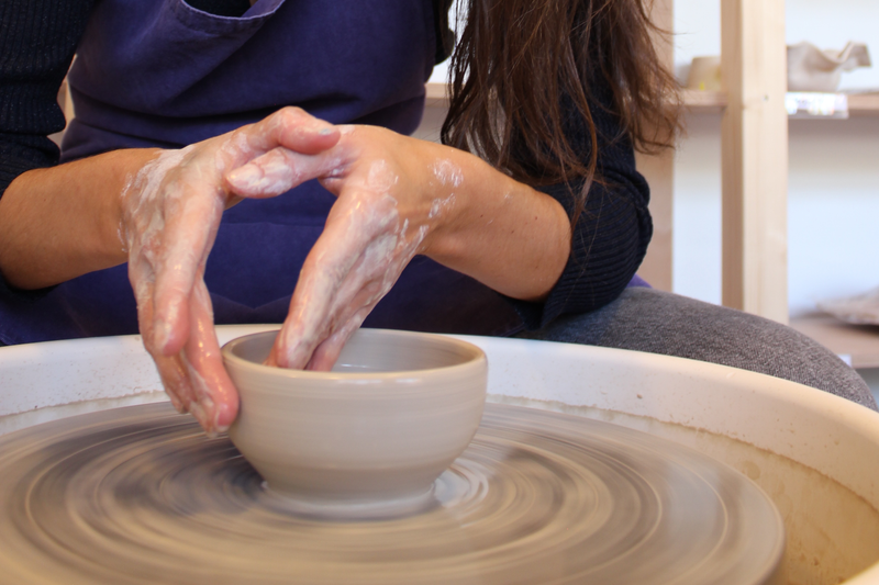 Initiation Aux 3 Grands Univers De La Céramique - Forfait Triathlon Tournage, Modelage & Sculpture - 3 Ateliers De 2H Pour 1 Personne