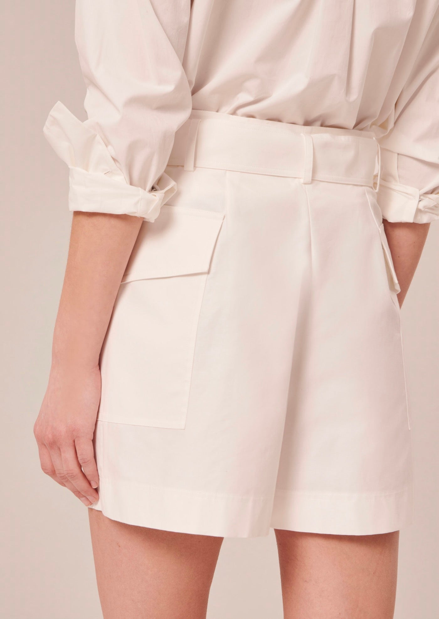 Sylviane Short - White