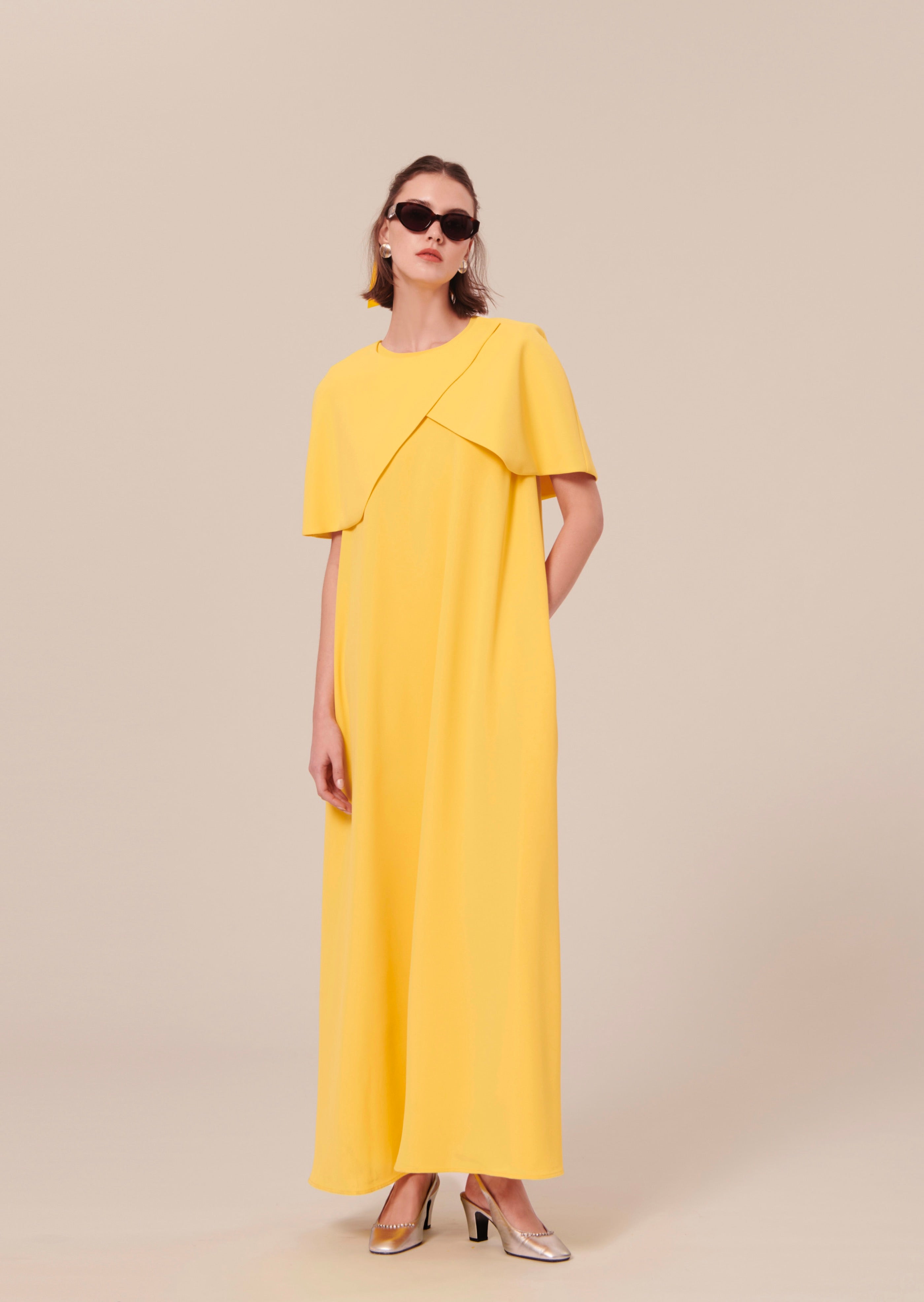 Valentina Cape - Yellow