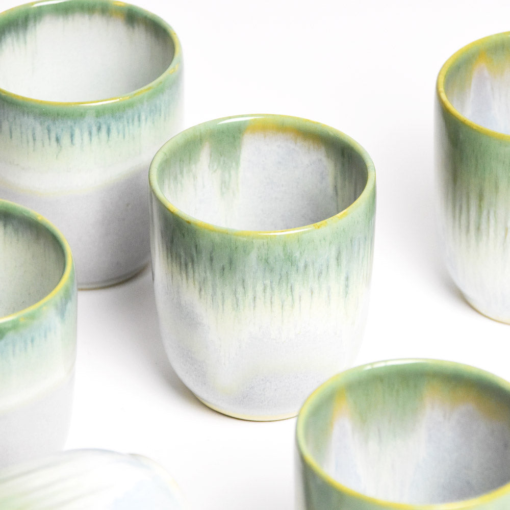 Juego de 4 tazas medianas - Verde brillante